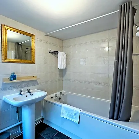 Cosy & Convenient Consett Flat Apartment Exterior photo