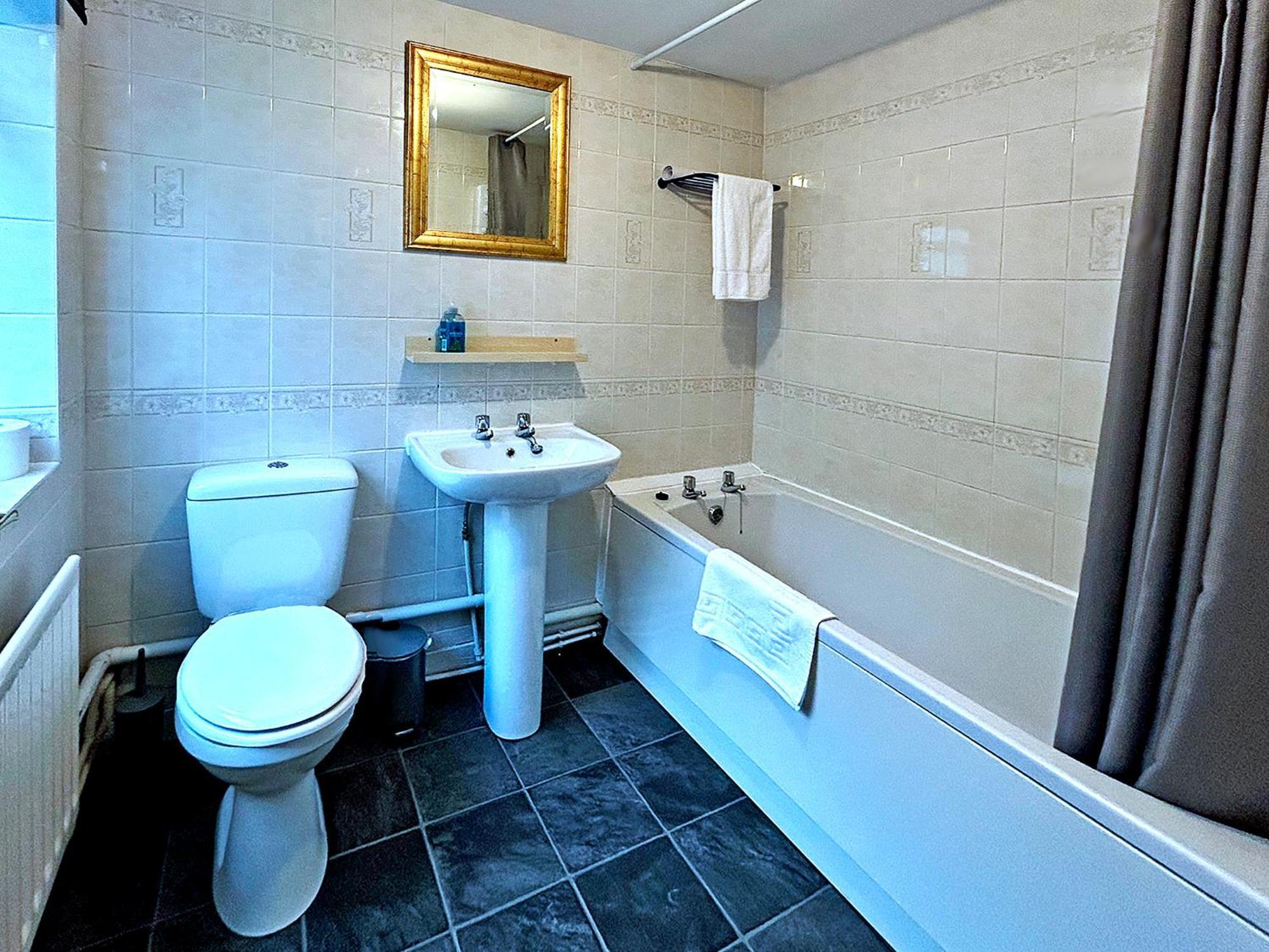 Apartment Cosy & Convenient Flat Consett